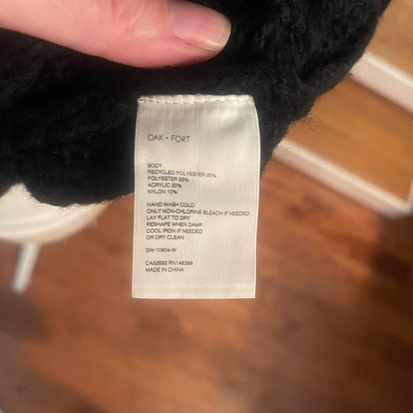 Oak+Fort cutout sweater - Picture 5 of 9